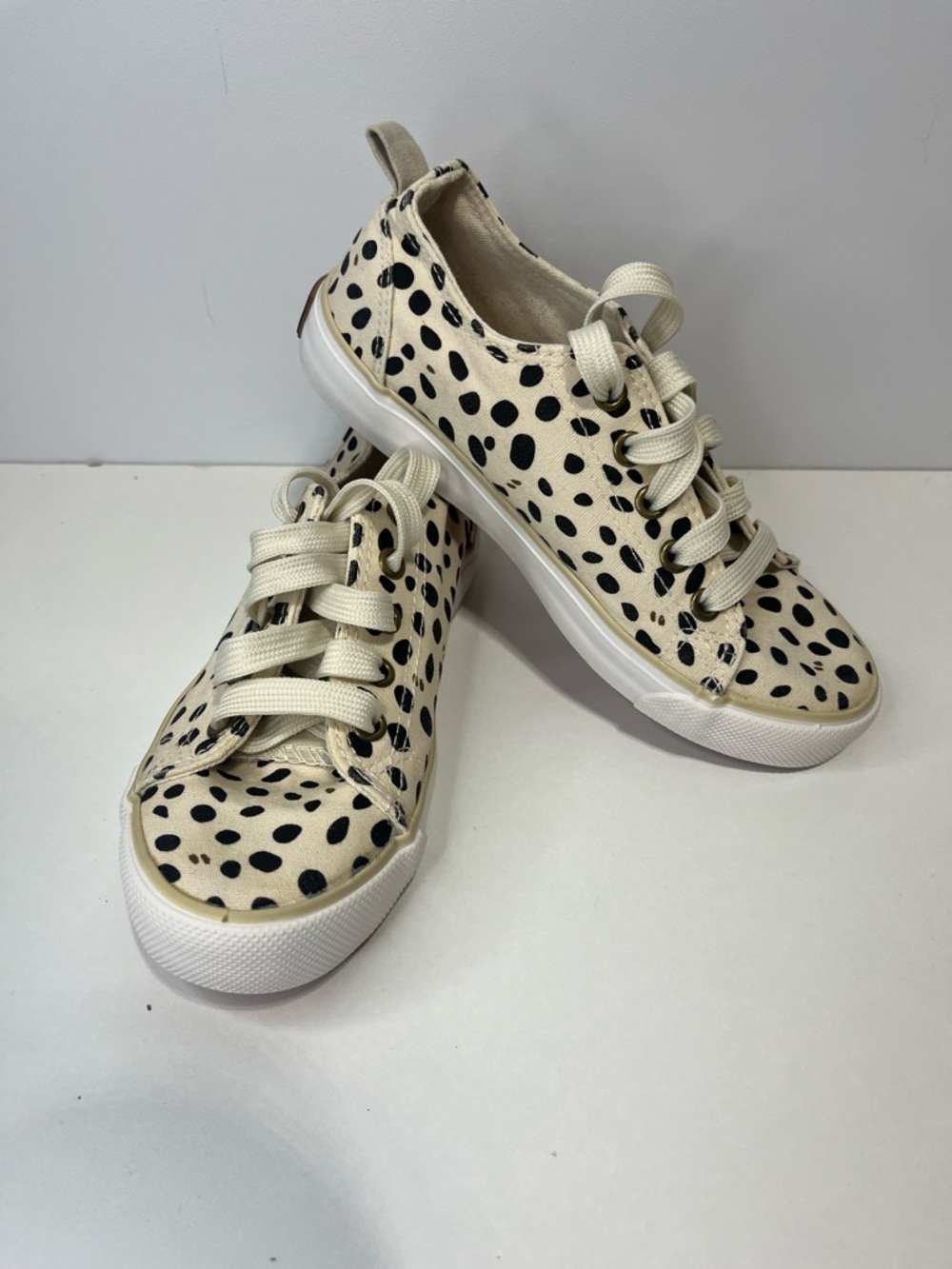 Marleylilly Cream & Black Polka Dot Sneakers Girls Size 1 embroidered